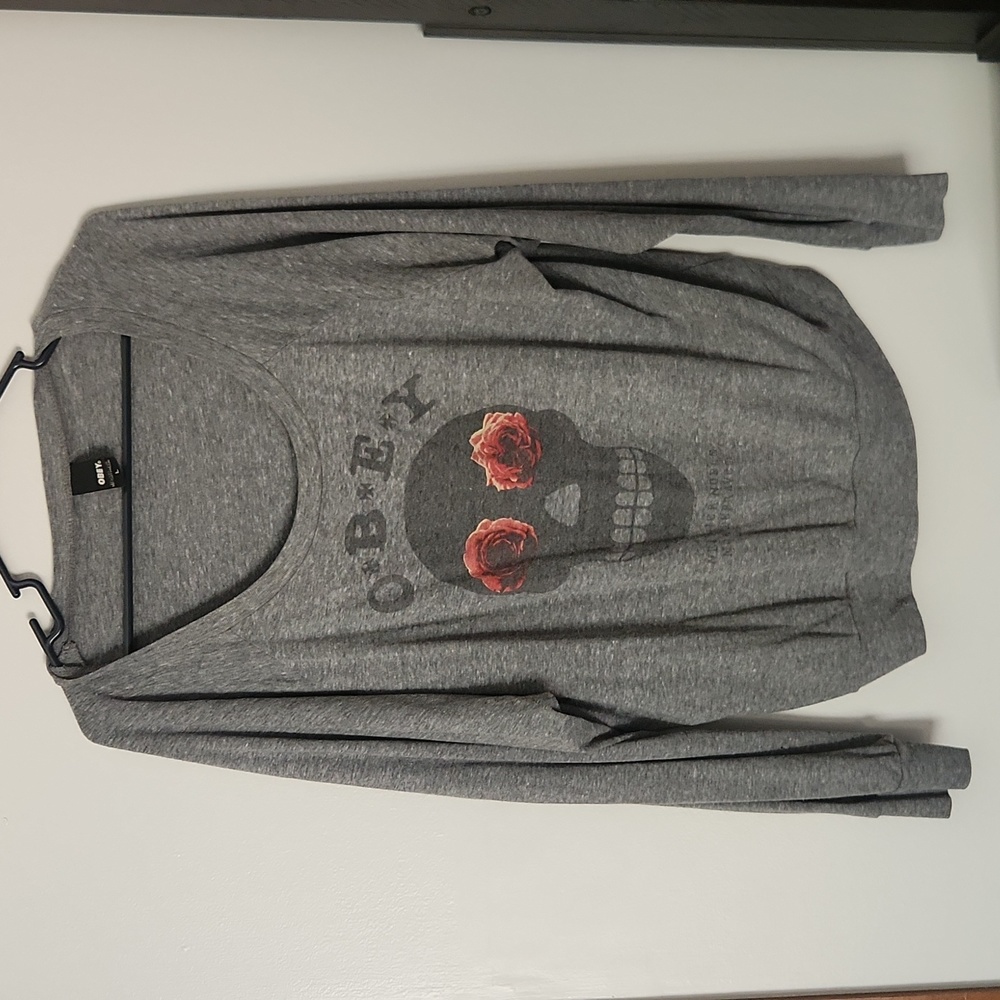 Obey long sleeve tee